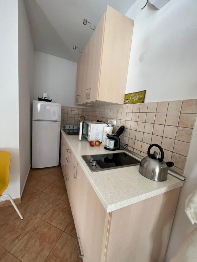 Wash House Apartman Győr Esterno foto